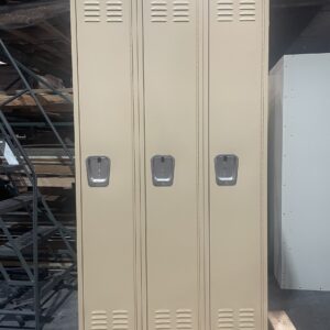 Brand new 3-wide single tier metal lockers 12x18x72